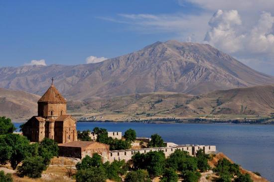Աղթամար կղզու Սուրբ Խաչ եկեղեցում այս տարվա պատարագին սահմանափակ թվով մարդիկ կմասնակցեն