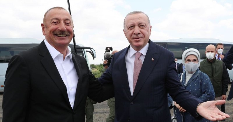 Երբ նիւթը Հայաստանն է (Բ)