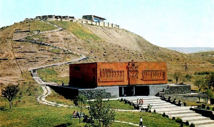 Էրեբունի ամրոցի մոտ բացահայտվել է Քրիստոսից առաջ 7-5 դարերին թվագրվող ուրարտական մի ամբողջ քաղաք