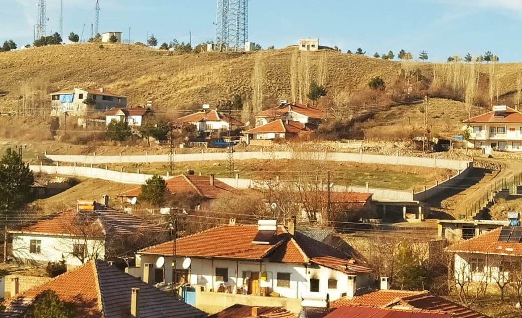 Կամարակի հայոց գերեզմանը` պարսպապատուած