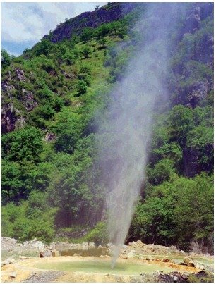 «Այն երկիրներուն մէջ, ուր կը կատարուի հայկական յուշարձաններու միտումնաւոր աւերներ, մեր կոթողներուն պահպանութիւնը, այս պահուն, կարելի է կատարել թուղթի վրայ` լուսանկարելով, չափագրելով եւ տեղորոշելով» կ՛ըսէ Րաֆֆի Քորթոշեան