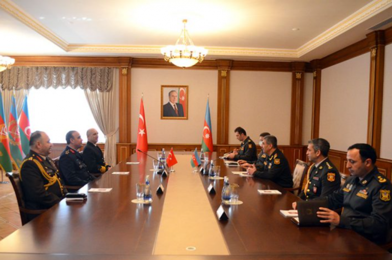 Զաքիր Հասանովը հանդիպել է Թուրքիայի գլխավոր շտաբի հետախուզության պետի հետ