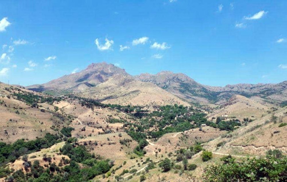 Արցախ` հայկական ինքնութեան պաշտպանութեան միջնաբերդ. մելիք Ջումշուդ եւ մելիք Ֆրէյդուն Պետերբուրգի մէջ եւ Փաւէլ Ա. կայսրին մատուցուած աղերսագիրը