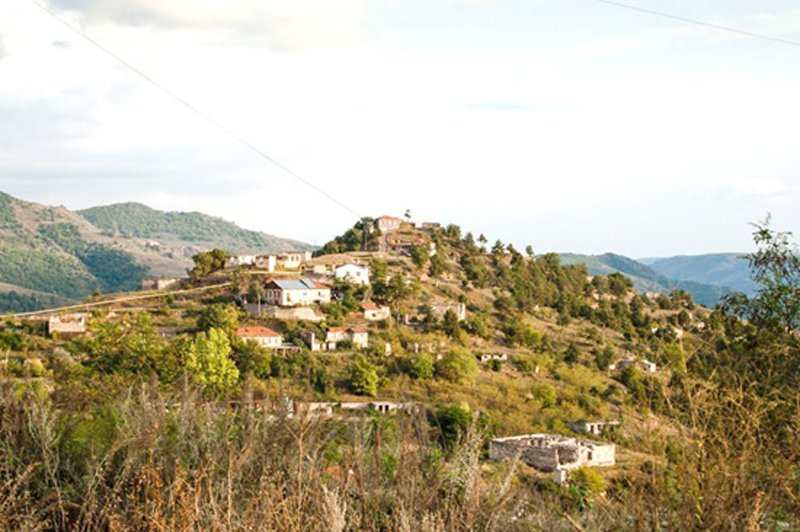 Դաստիարակութիւն…