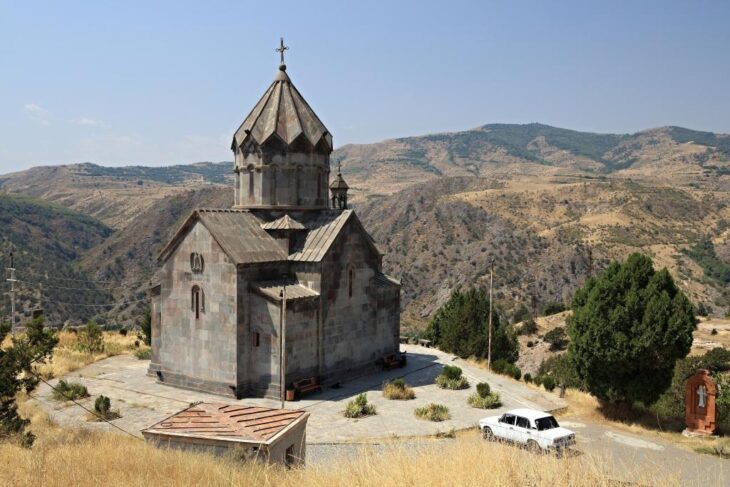 Ազրպէյճանը կը շարունակէ մշակութային ցեղասպանութեան քաղաքականութիւնը. յայտարարած է Ս․ Համբարձում եկեղեցին մզկիթի վերածելու նախագիծին մասին (տեսանիւթ)