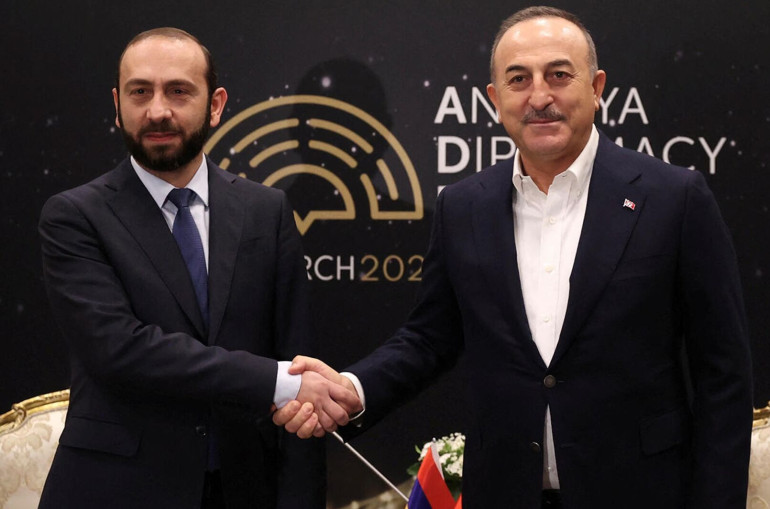 Չավուշօղլուն ասել է, որ պատրաստ է հանդիպել Միրզոյանի հետ
