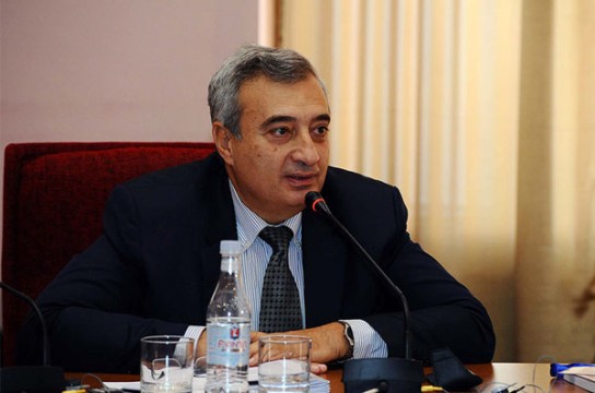 Եթե ըստ Ձեզ Թուրքիայում գրվում են անաչառ դասագրքեր, ապա ինչու է դրանցում բացակայում է հայերի, ասորիների ու հույների ցեղասպանության փաստը. Աշոտ Մելքոնյանը` Թուրքիայի ներկայացուցչին