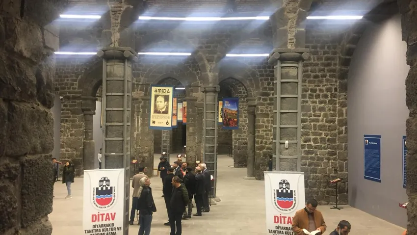 Դիարբեքիրում նաև հայերեն հրատարակված պատմական ամսագրերի  ցուցահանդես է բացվել