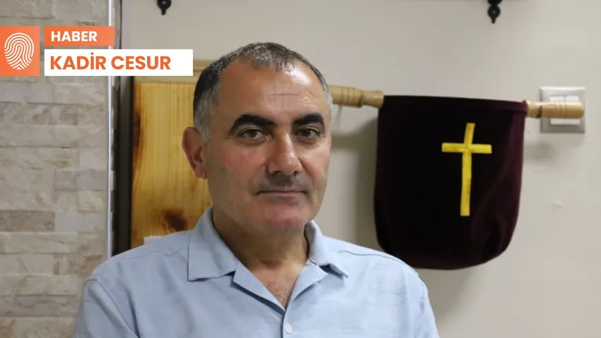 «Գաղտնի» եկեղեցիներ Վանում․ քրիստոնյաներին թաղում են մուսուլմանական գերեզմանոցում