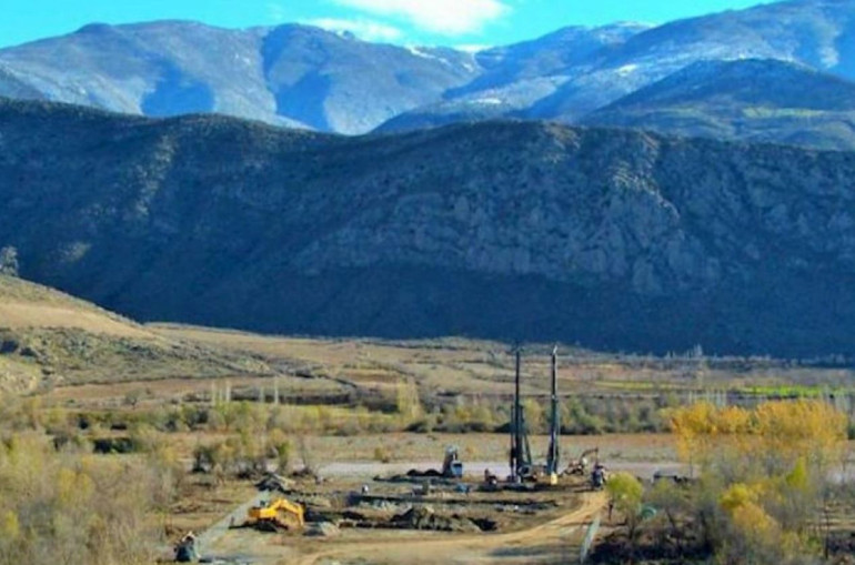 Ալիևն Իրանի նախագահի ժամանակավոր պաշտոնակատարի հետ քննարկել է Իրանի տարածքով Կովսականն ու Նախիջևանը կապող ճանապարհի հարցը