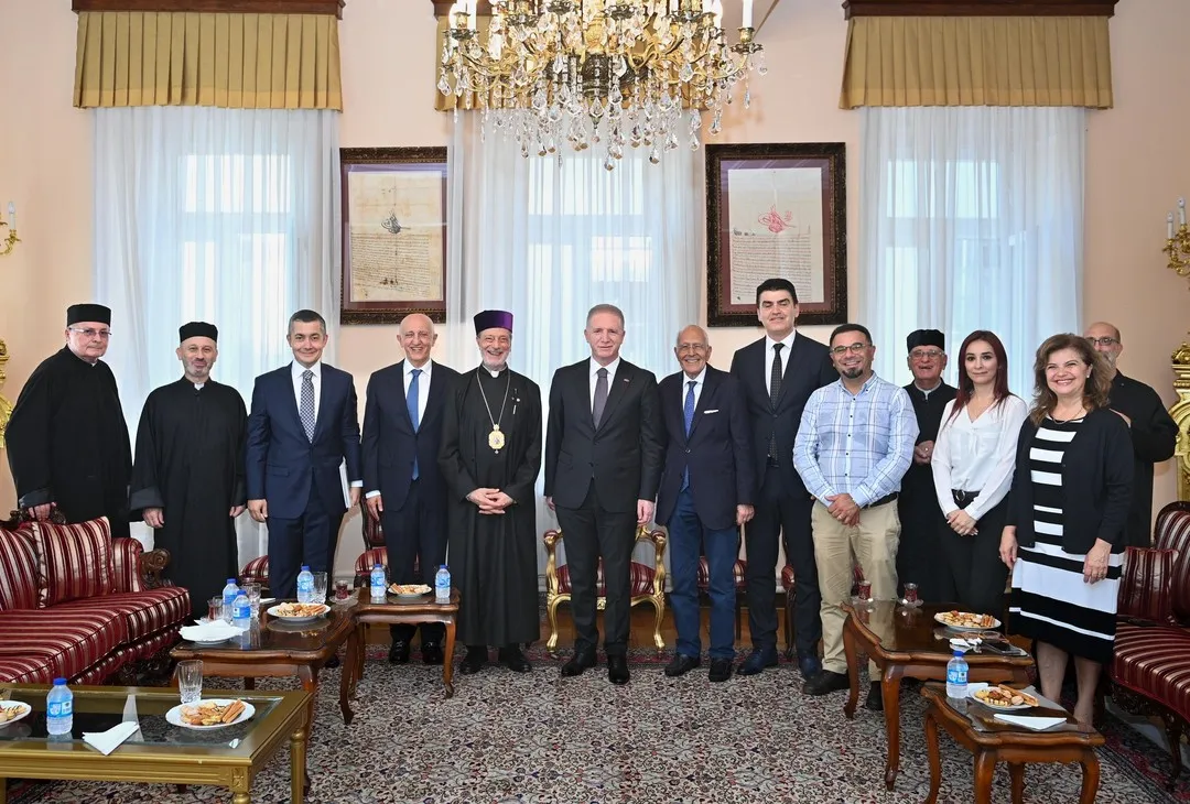 Իսթանպուլի կուսակալի Հայ Կաթողիկէ առաջնորդարան այցելութիւնը