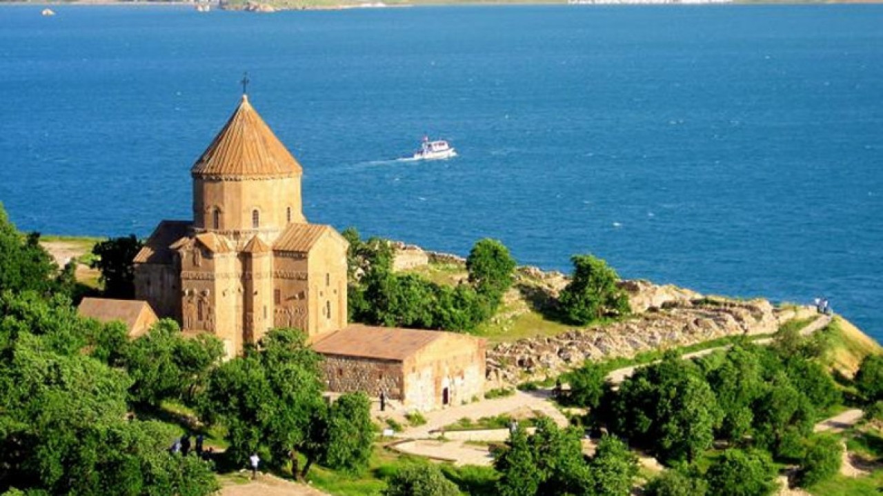Սեպտեմբերի 8-ին Աղթամար կղզու Սուրբ Խաչ եկեղեցում կմատուցվի պատարագ