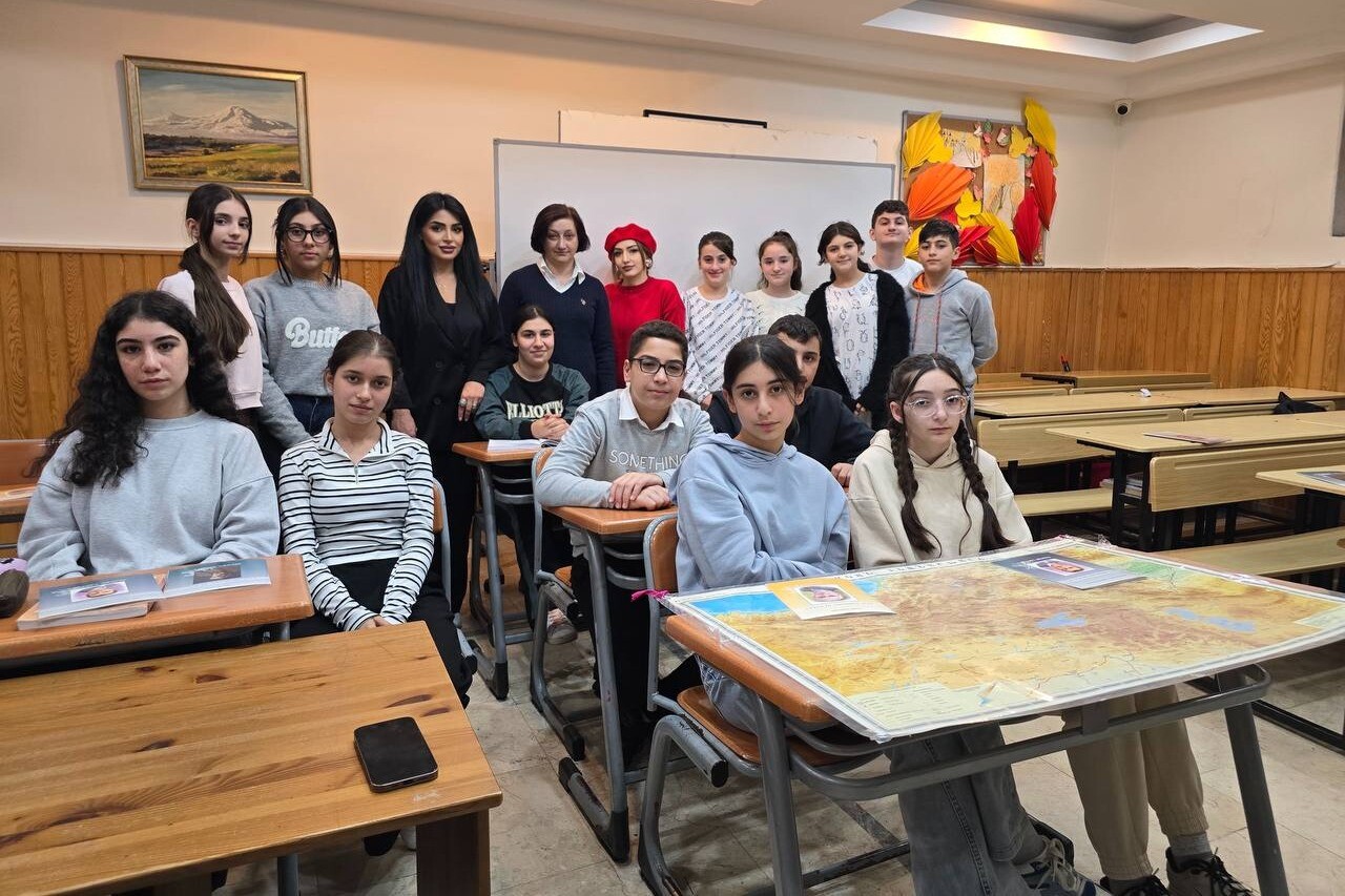«Հայկական ինքնության պահպանման հետքերով» նախագծի ներկայացուցիչները հանդիպումներ են ունեցել պոլսահայերի հետ