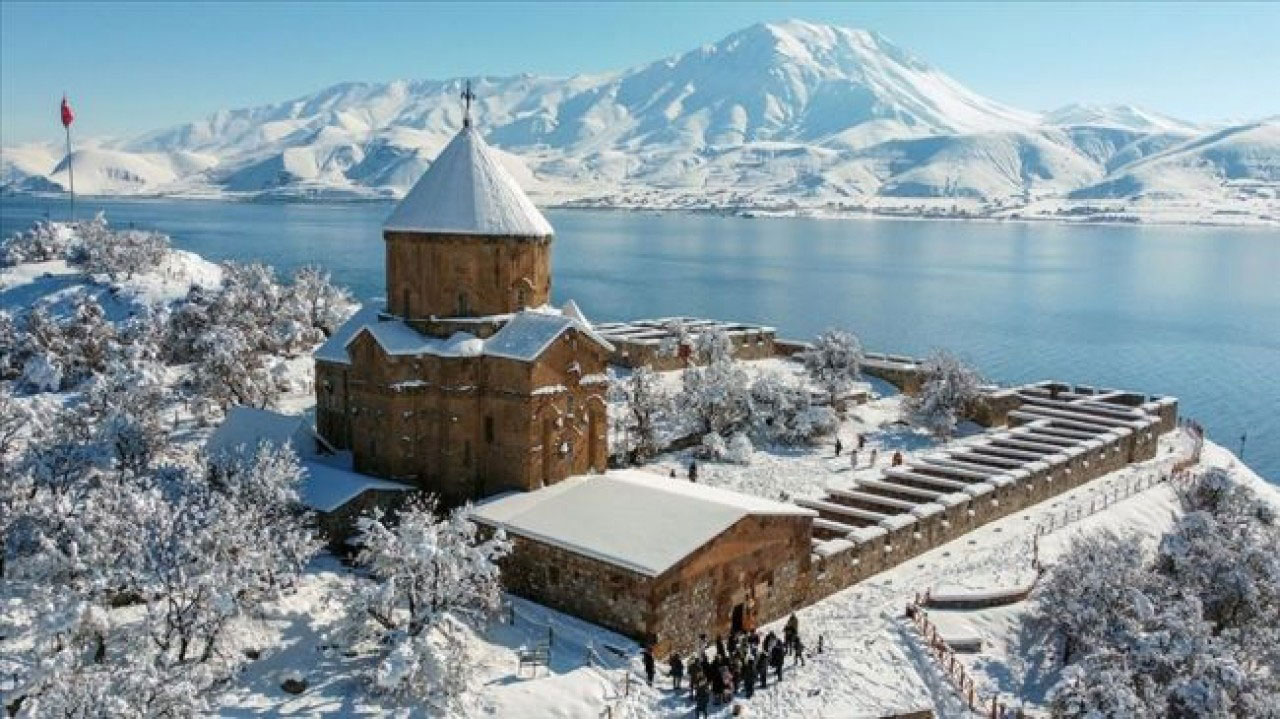 Վանայ լիճը պիտի ցամքի՞