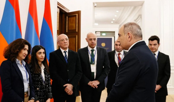 Հատկանշական է, որ թուրքական լրատվամիջոցներին ուղղված հրավերի տեքստում նախատսեված չի եղել Փաշինյանի հետ հարցազրույց. ԻԱԿ