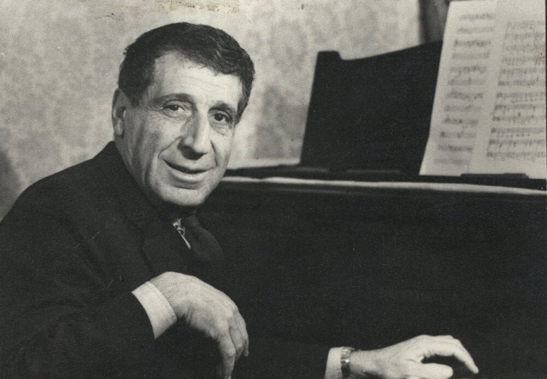 Ատրպէյճանի մէջ Առնօ Բաբաջանեանի երաժշտութիւնը «Պաքուի բանահիւսութիւն» կը համարեն. Արա Բաբաջանեան դիմեց իրաւաբաններու