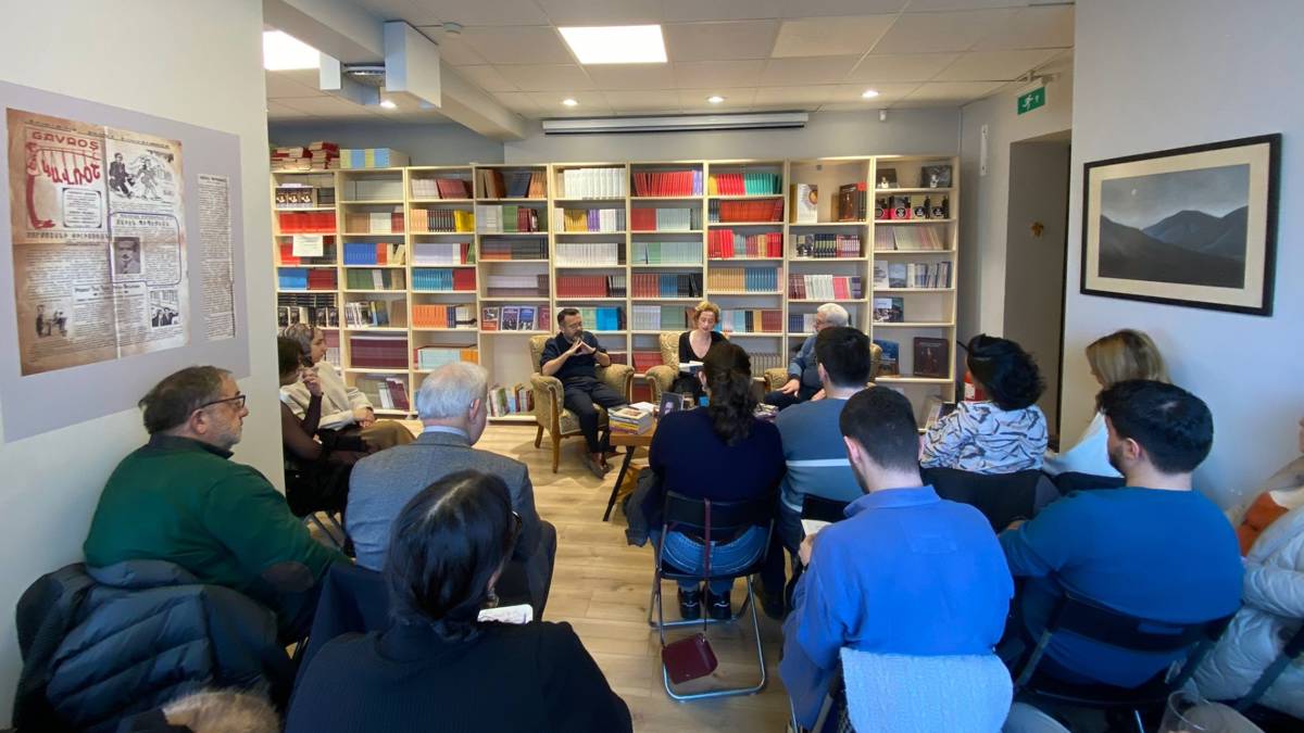 Օրակարգի նիւթն էր «Արաս»ի հայերէն հունձքը