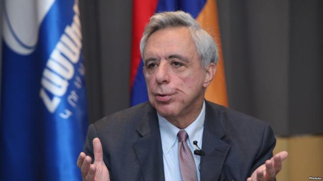 Հայաստանի մէջ սկսած է «քուէարկել» այլ ընտրազանգուած մը՝ Արեւմուտքը, Թուրքիան եւ Ատրպէյճանը. Վարդան Օսկանեան