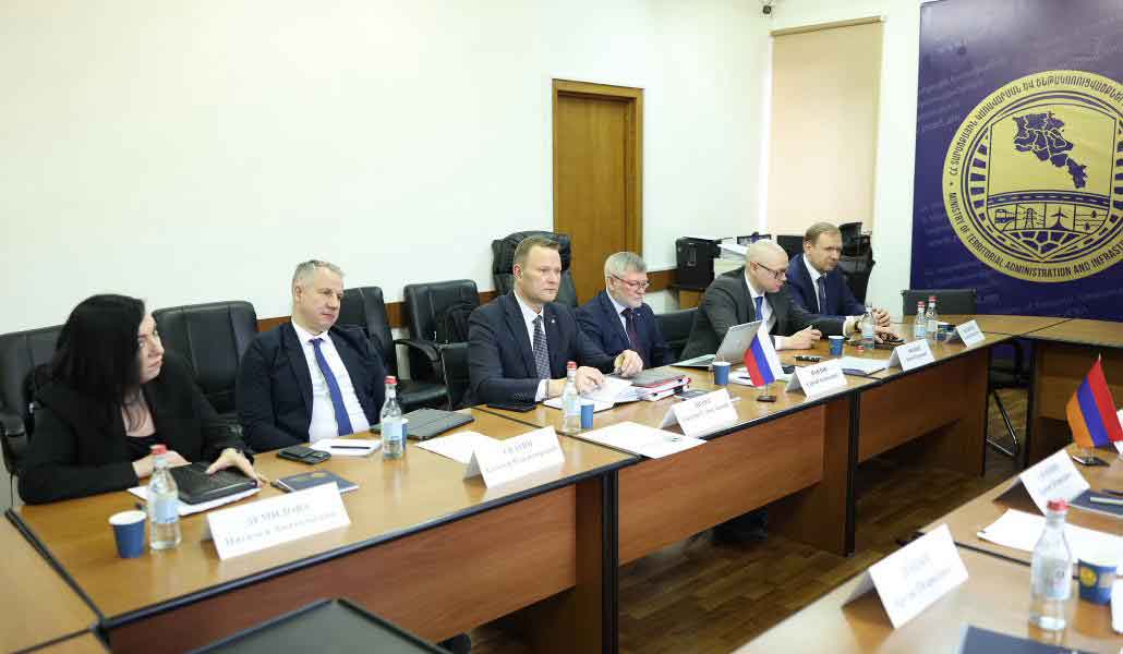 Ռուսական կողմին հետ քննարկուած են Գիւմրի-Ախուրիկ-Թուրքիա եւ Երասխ-Նախիջեւան երկաթուղիի հարցերը