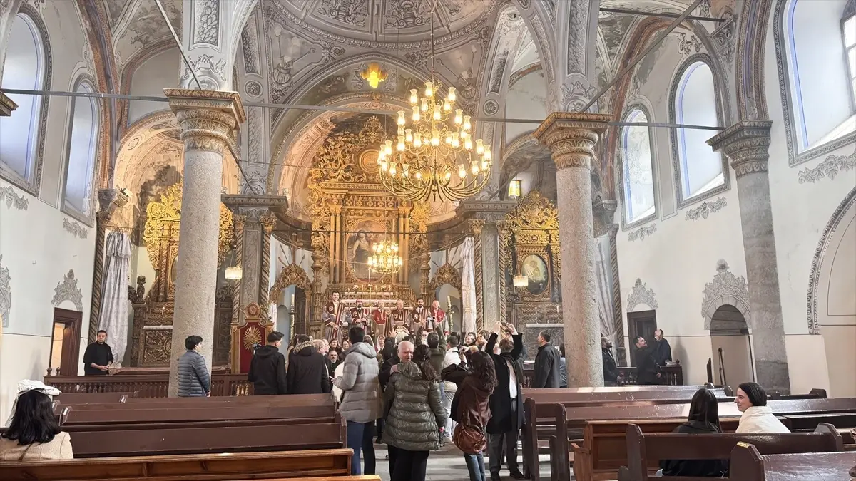 Թուրքիայի հայկական եկեղեցում տեղի է ունեցել միջինքի արարողություն