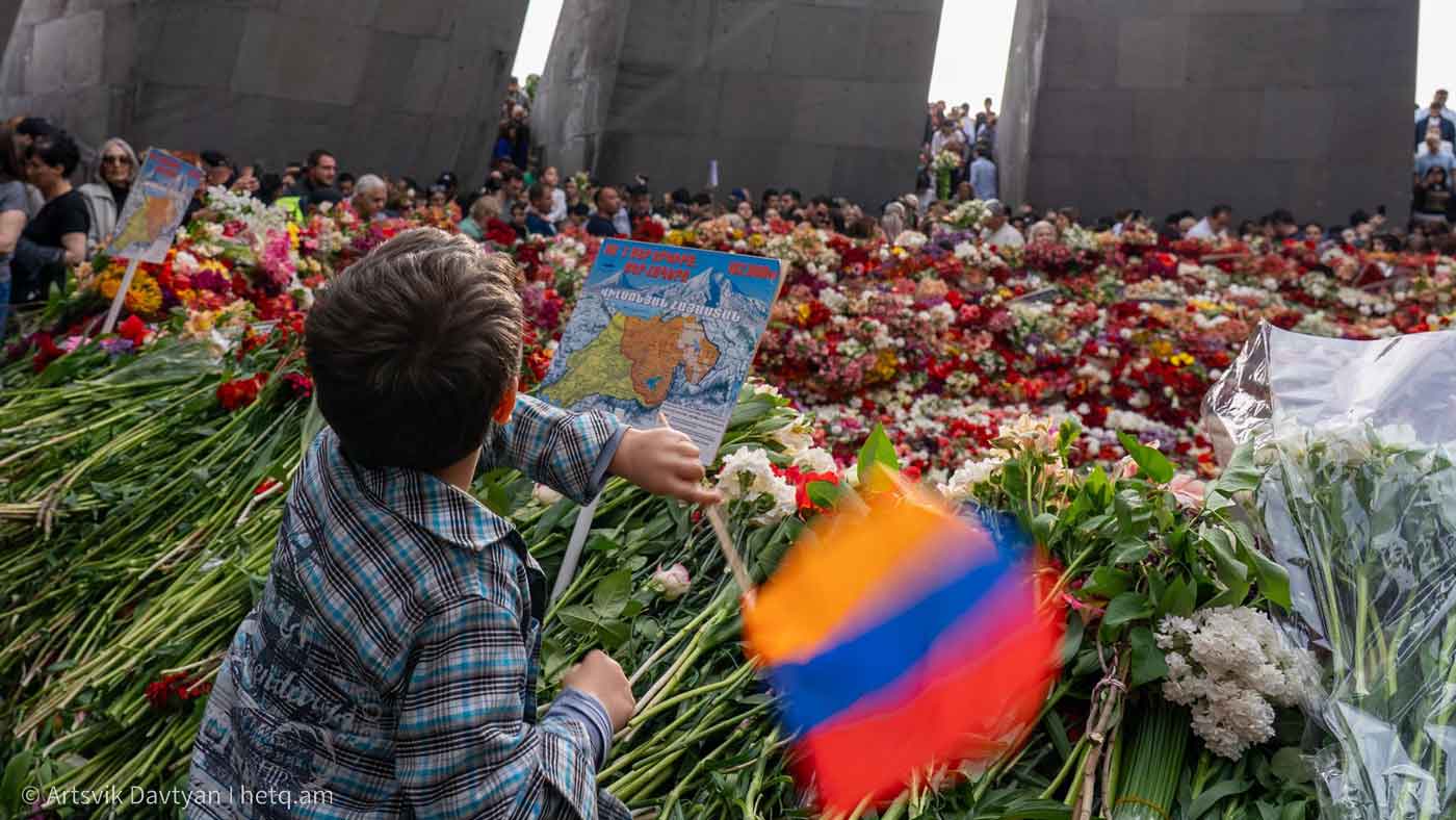 Ապրիլ 2026-էն դէպի ապրիլ 2137