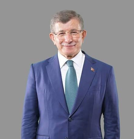 Չեմ ցանկանում Թուրքիայի «աղտոտված քաղաքական մթնոլորտի» մաս լինել. Թուրքիայի նախկին վարչապետ
