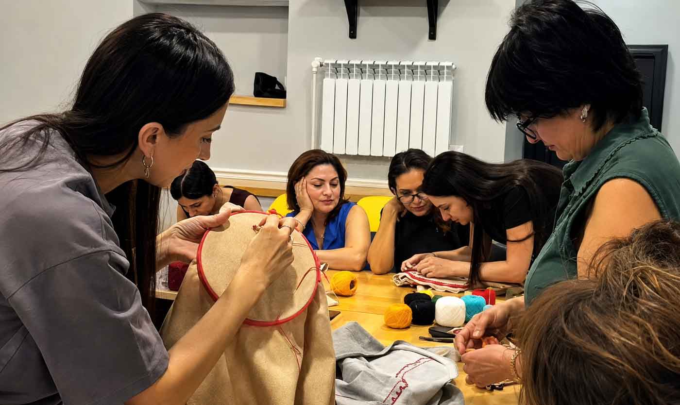 Արցախցի կիներու նոր կարելիութիւնները` Մարաշի ասեղնագործութեան միջոցով